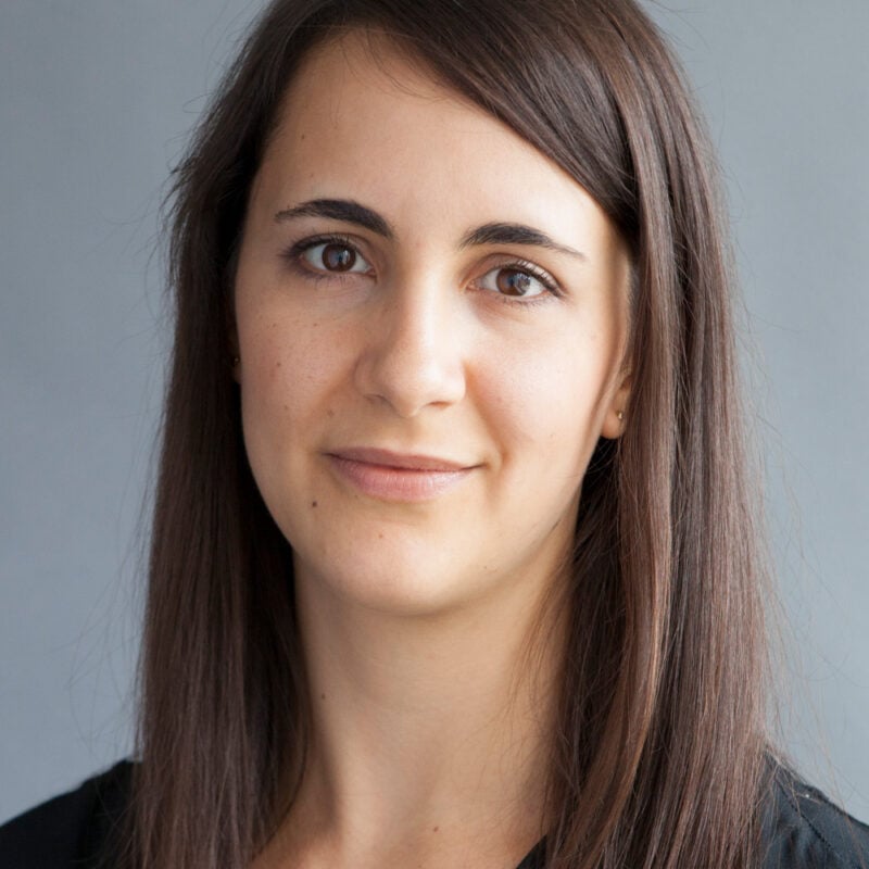 Photo of Lena V. Groeger